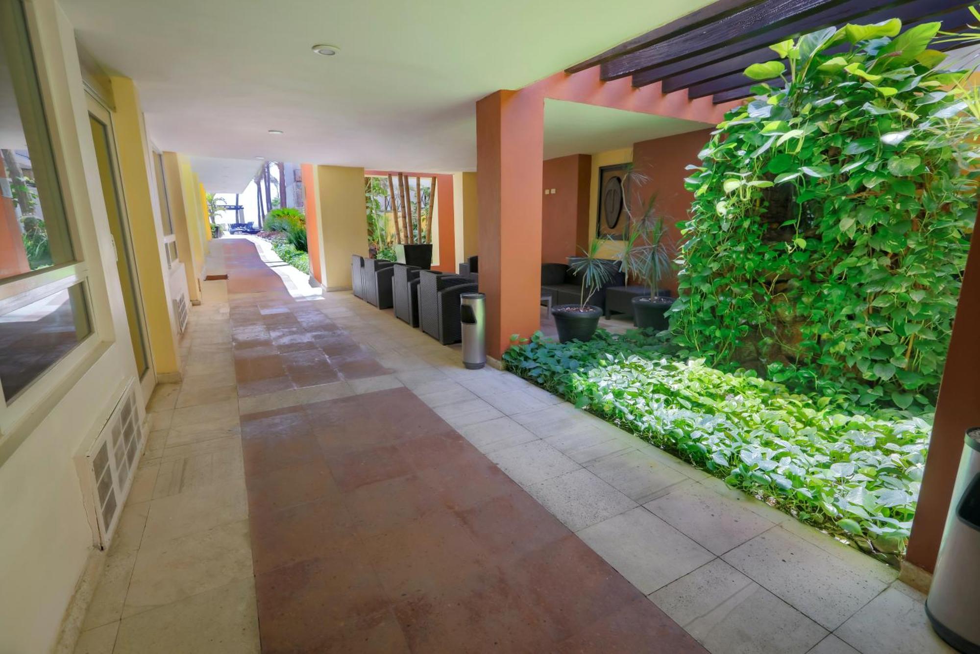 Best Western Hotel Posada Freeman Zona Dorada Масатлан Екстериор снимка