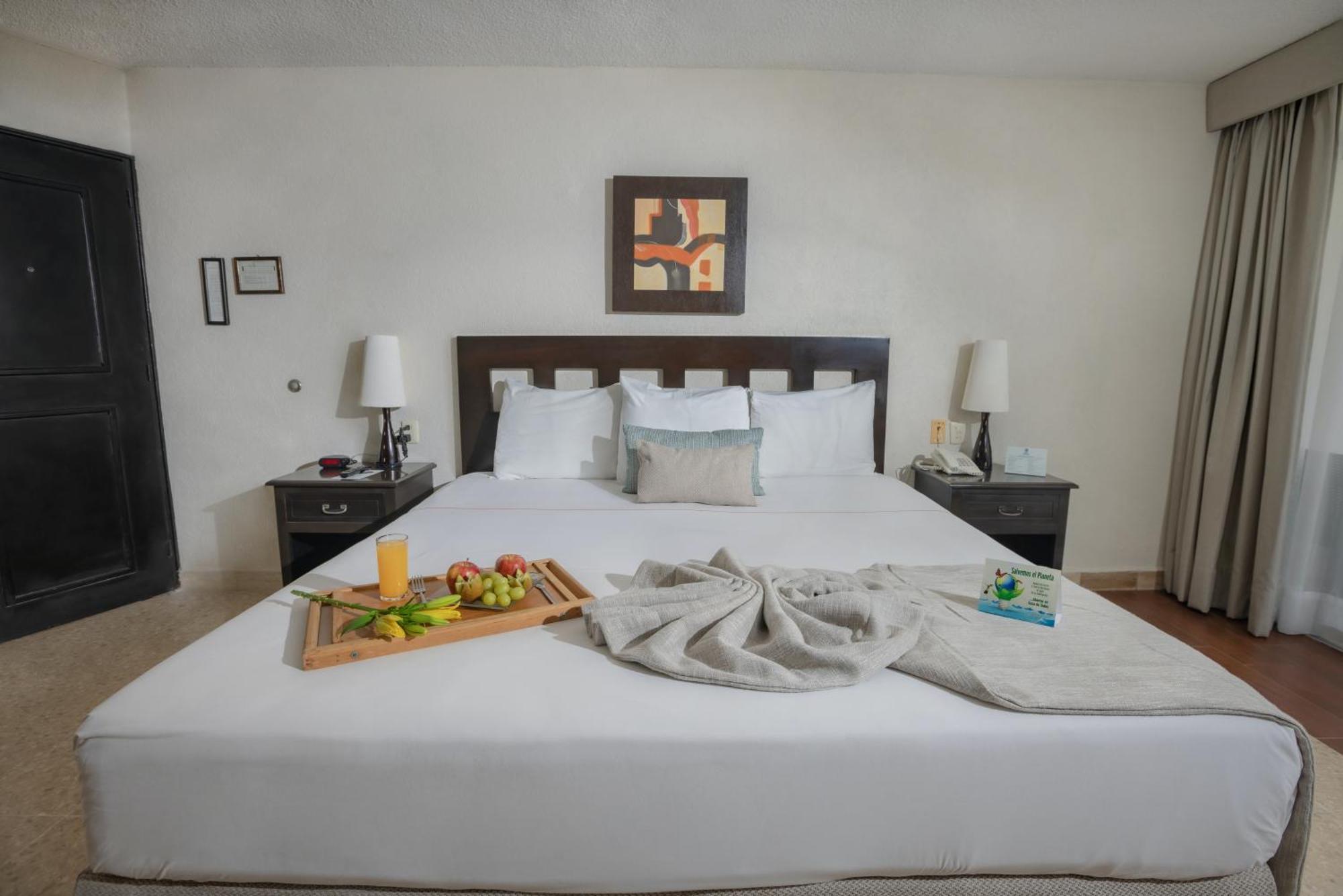 Best Western Hotel Posada Freeman Zona Dorada Масатлан Екстериор снимка