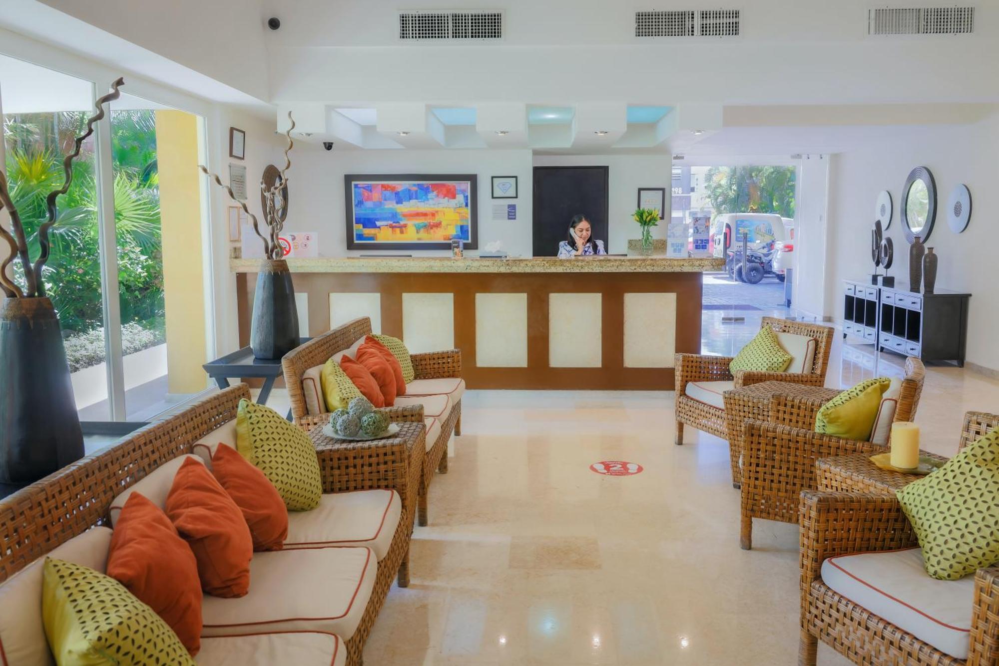 Best Western Hotel Posada Freeman Zona Dorada Масатлан Екстериор снимка