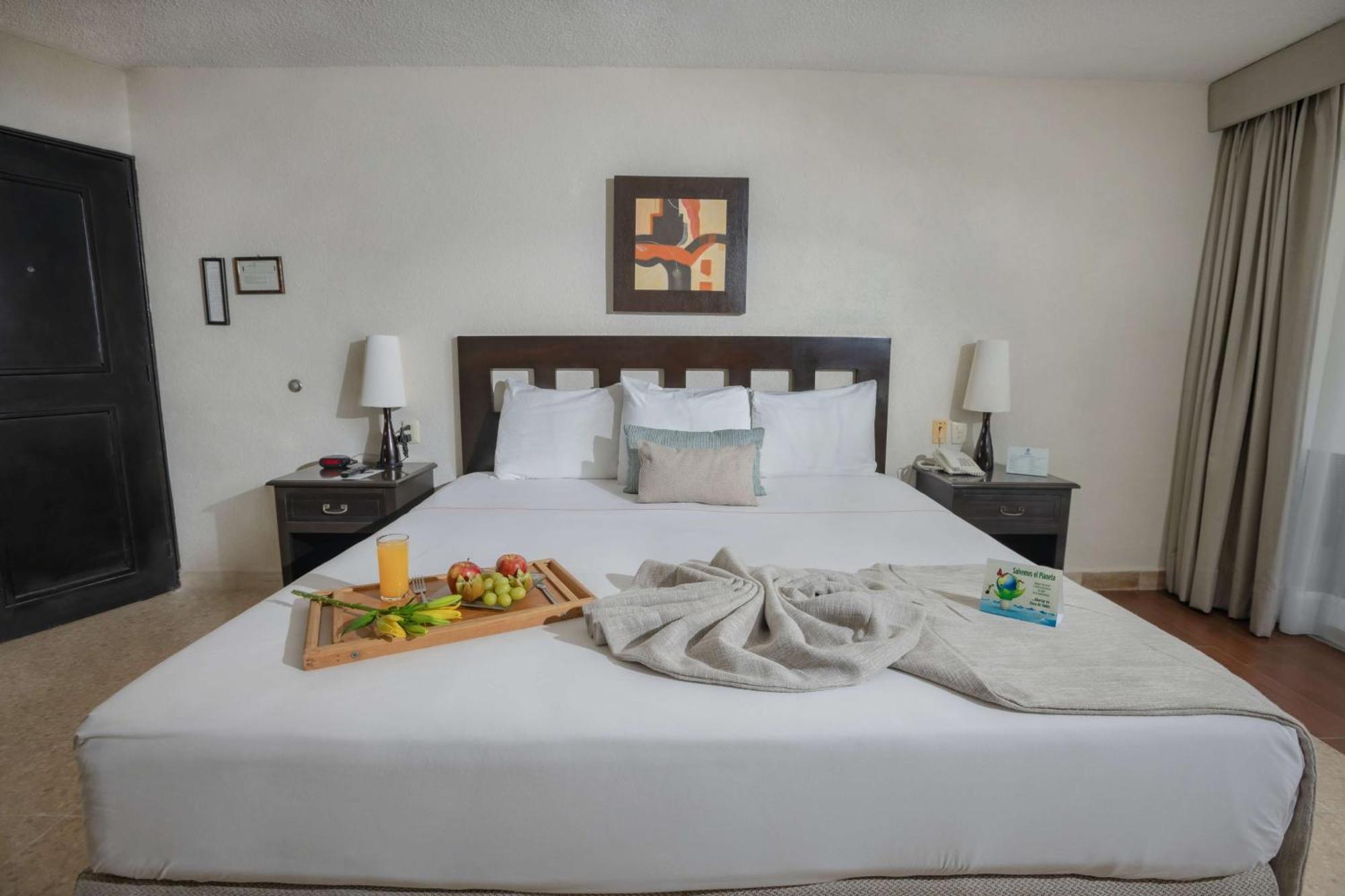 Best Western Hotel Posada Freeman Zona Dorada Масатлан Екстериор снимка